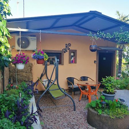 Little garden house Villa Rijeka Eksteriør bilde